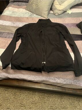 Women's Black large Scrub Zip-Front Jacket